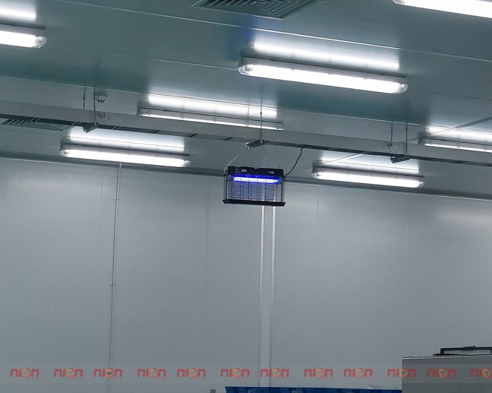 Đèn bắt muỗi Nion CN30 - giải pháp diệt muỗi tin dùng cho xưởng sản xuất tại Vĩnh Long