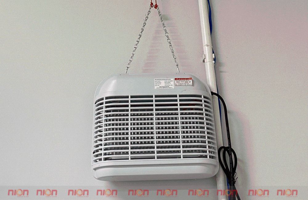 Đèn bắt muỗi công nghiệp Nion CN100 Pro tại công ty tỉnh Đồng Nai