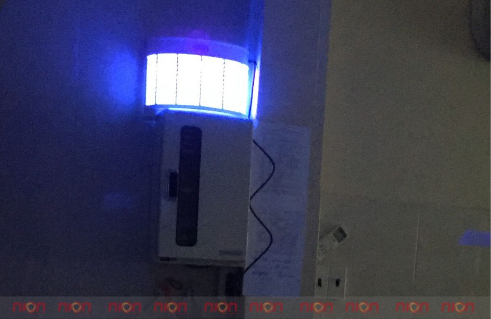 CN100 - đèn bắt muỗi cho bếp ăn an toàn, hiệu quả