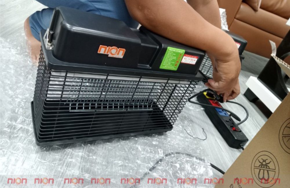 Hướng dẫn khách hàng cách sử dụng đèn CN16 Hướng dẫn khách hàng cách sử dụng đèn CN16