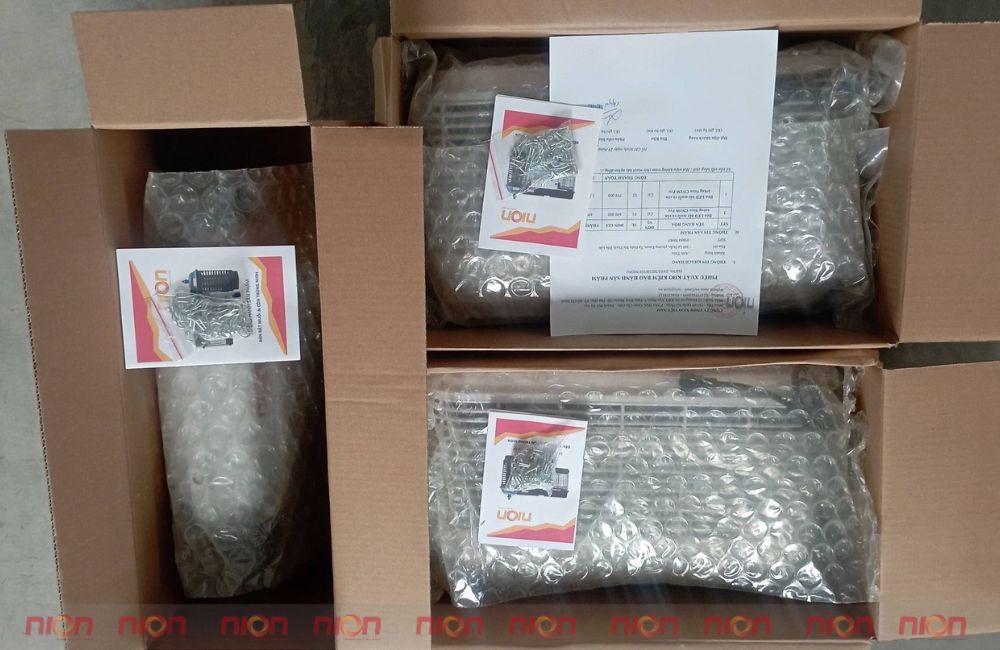 Đóng gói hàng cẩn thận trước khi giao tới khách hàng Đắk Lắk Đóng gói hàng cẩn thận trước khi giao tới khách hàng Đắk Lắk