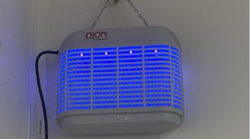Đèn diệt muỗi tại quận 1 TPHCM